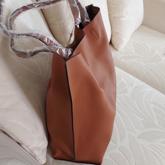 TAN REVERSIBLE TOTE BAG - Picture 4 of 8